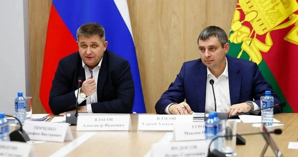 Два экс-замгубернатора Власовы