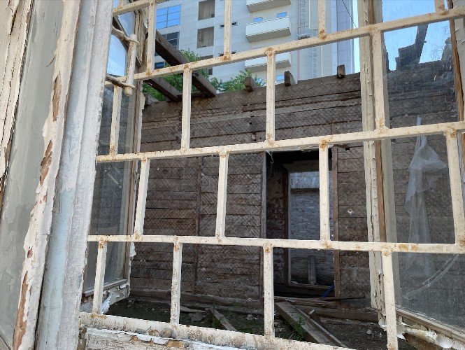 Разрушенный дом Пяткóвой в Краснодаре