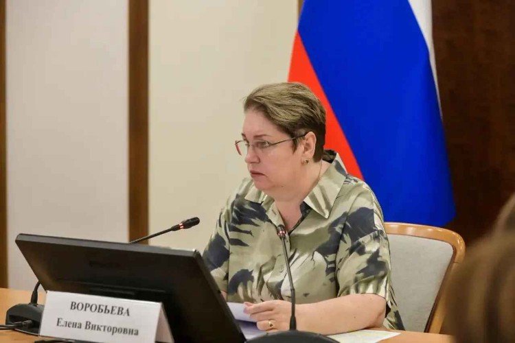 Вице-губернатор Елена Воробьева